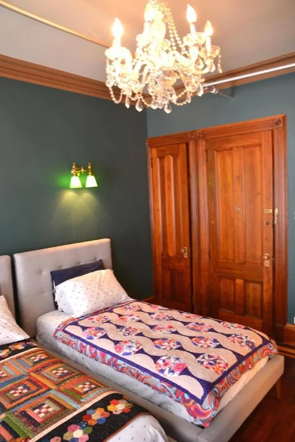 Bed & Breakfast Northern Lights Mansion New York