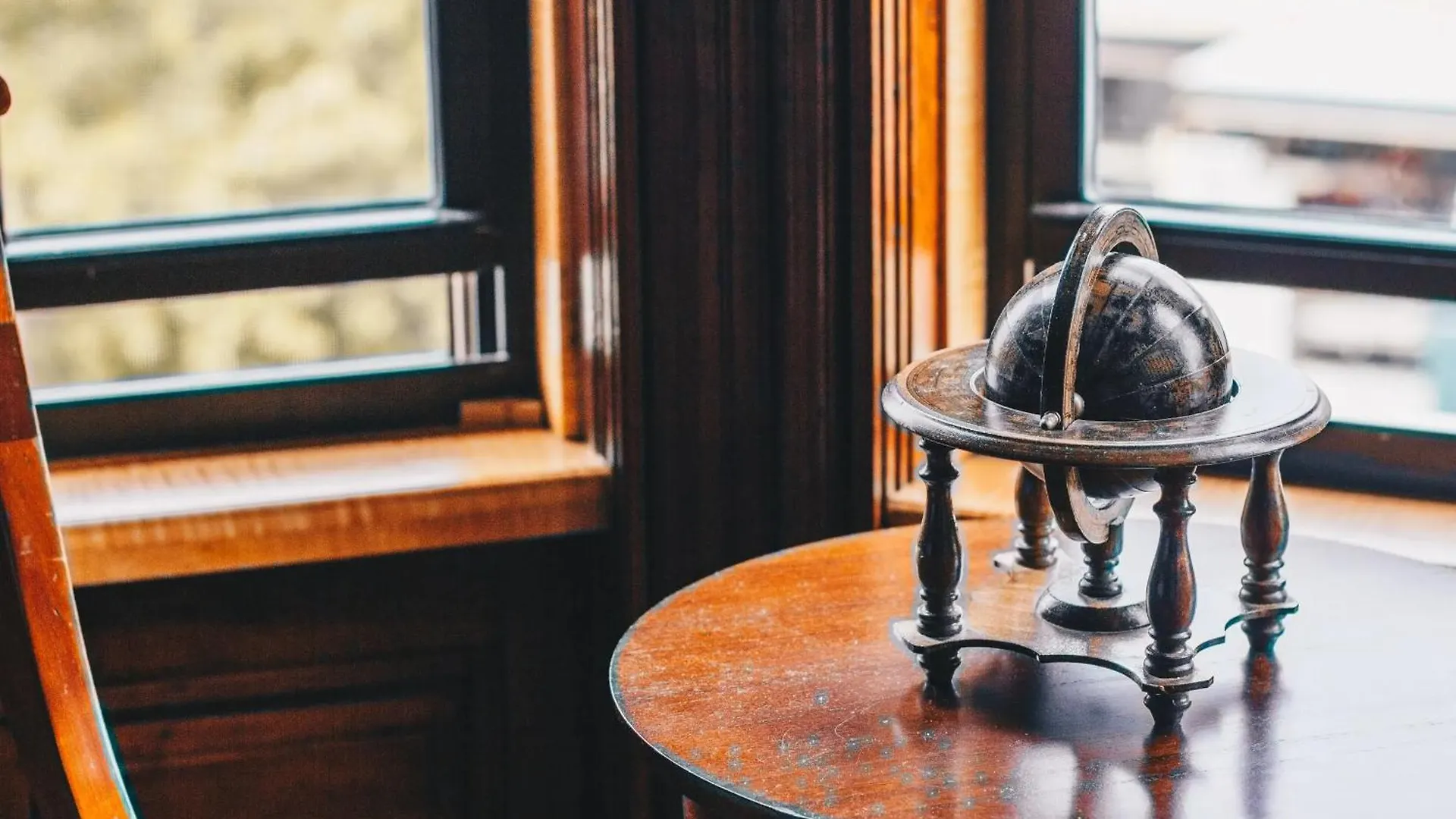 Northern Lights Mansion New York Bed & Breakfast
