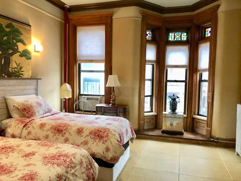 Bed & Breakfast Northern Lights Mansion New York